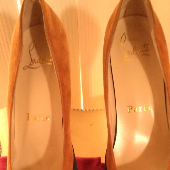 Shoes - Picture 2 of 8